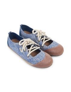 BALLERINE IN CANAPA E...