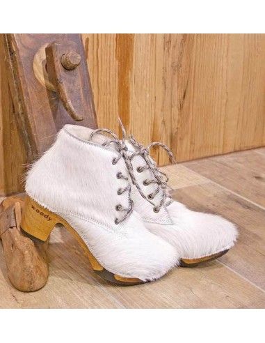 STIVALETTO CON SOTTOPIEDE E SUOLA IN LEGNO,...