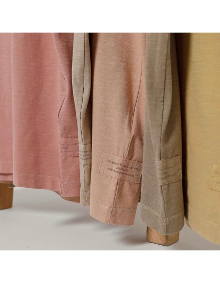 T-SHIRT IN COTONE BIOLOGICO TINTA CON TINTURE VEGETALI "NATURAL DYED"