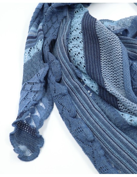 STOLA TRIANGOLARE IN LANA MERINO 100X200 "KYRA"