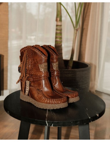 STIVALE INDIANINO CON FRANGE IN PELLE NATURALE...