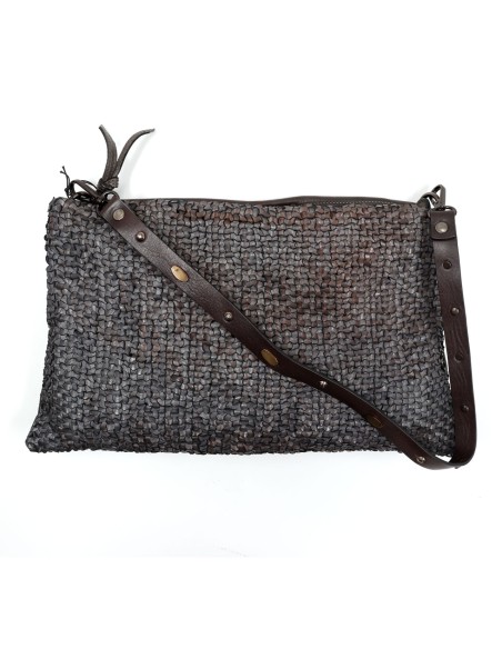 BORSA BUSTINA MEDIA IN PELLE DI VITELLO INTRECCIATA "GROOVE"