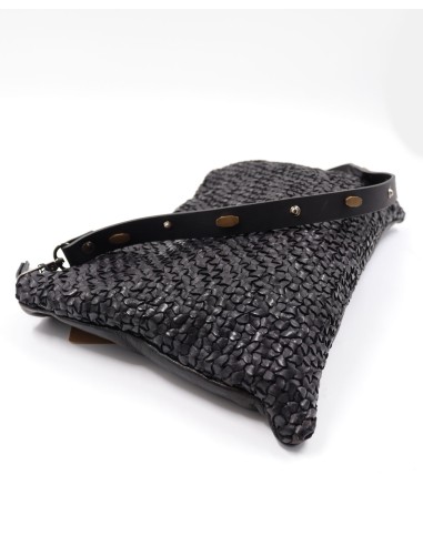 BORSA BUSTINA MEDIA IN PELLE DI VITELLO...