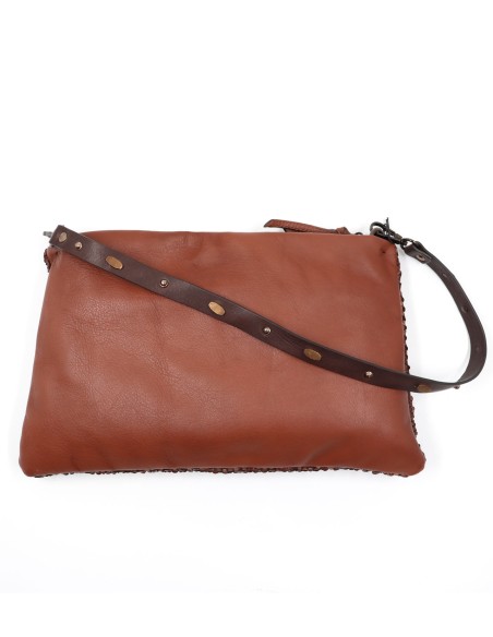 BORSA BUSTINA MEDIA IN PELLE DI VITELLO INTRECCIATA "GROOVE"