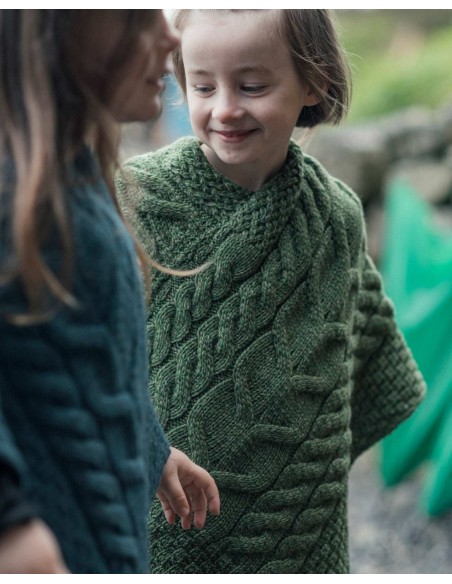 PONCHO ARAN KIDS IN LANA SUPERSOFT
