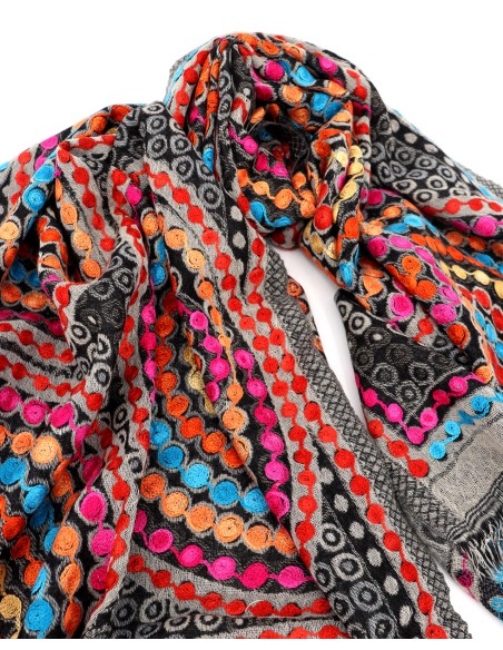 STOLA IN LANA RICAMATA INDIANA 70X200 "MANDALA"