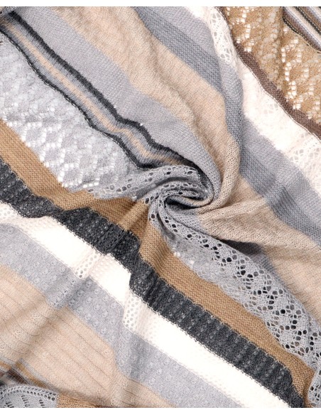 STOLA TRIANGOLARE IN LANA MERINO 100X200 "KYRA"