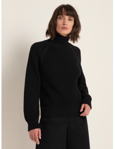 MAGLIONE IN COTONE BIOLOGICO A COSTE CON COLLO ALTO 2