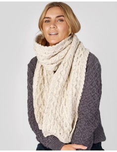 SCIARPA  IN LANA IRLANDESE "ARAN" - GIALLO