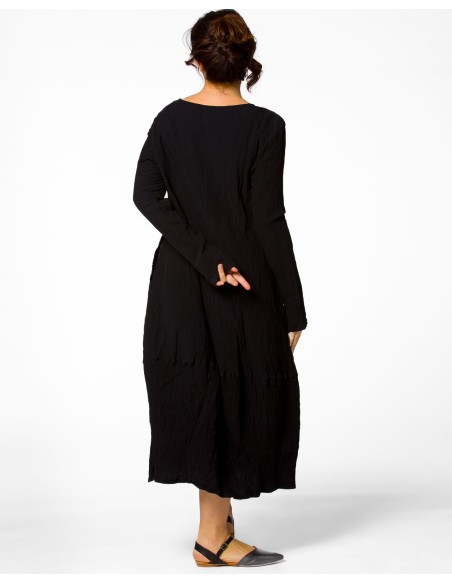 ABITO IN SETA INCRESPATA DOPPIATA AD EFFETTO PLISSÉ “LUSTA”