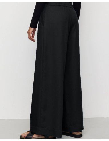 PANTALONE AMPIO IN LYOCELL “PILEA”