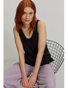 TOP SCOLLO A V IN ECOVISCOSA "TONINA" - NERO