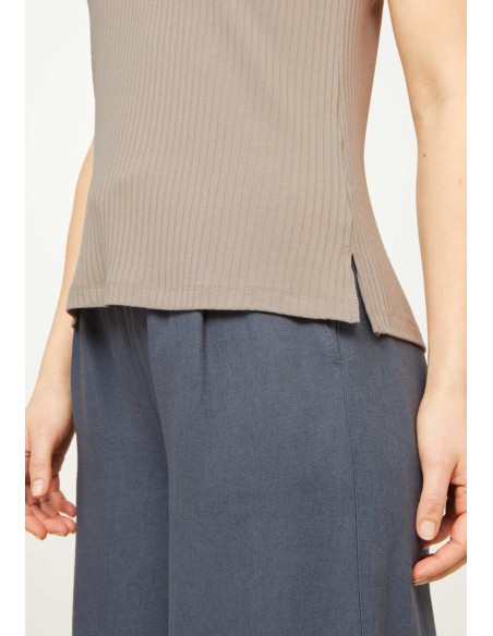 TOP SCOLLO A V IN ECOVISCOSA "TONINA"