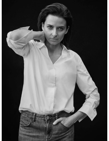 CAMICIA IN COTONE BIOLOGICO SCOLLO "V"