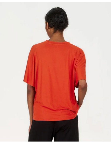 T-SHIRT CON SCOLLO A "V" IN MODAL "DHALIA"