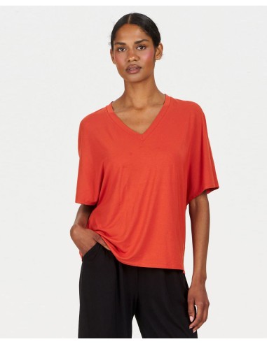T-SHIRT CON SCOLLO A "V" IN MODAL "DHALIA"