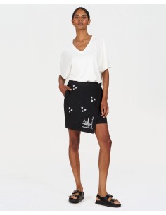 T-SHIRT CON SCOLLO A "V" IN MODAL "DHALIA" 2